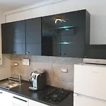 Deluxe Alezzi Pool & Hotell 4*