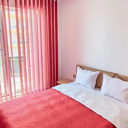 Deluxe By Alz 4* ナボダリ