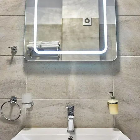 Deluxe By Alz ホテル ナボダリ