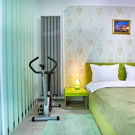 Deluxe By Alz ホテル