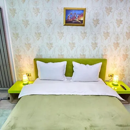 ホテル Deluxe By Alz 4*