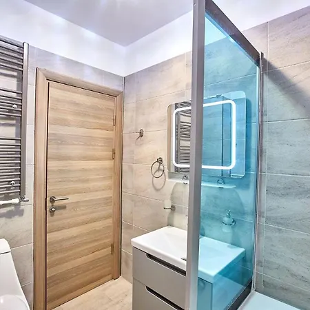 ホテル Deluxe By Alz 4*