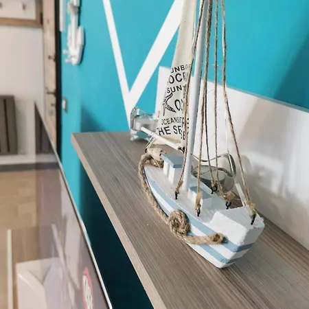 Deluxe By Alz ホテル