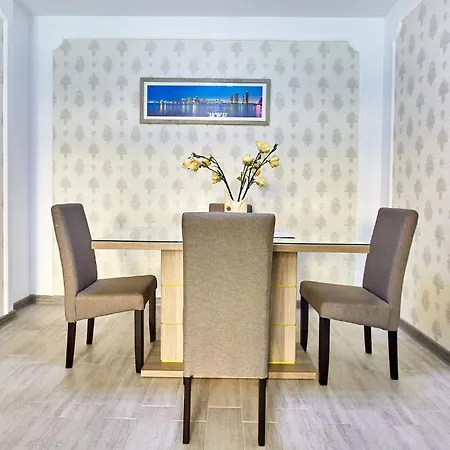 Deluxe By Alz 4* ナボダリ