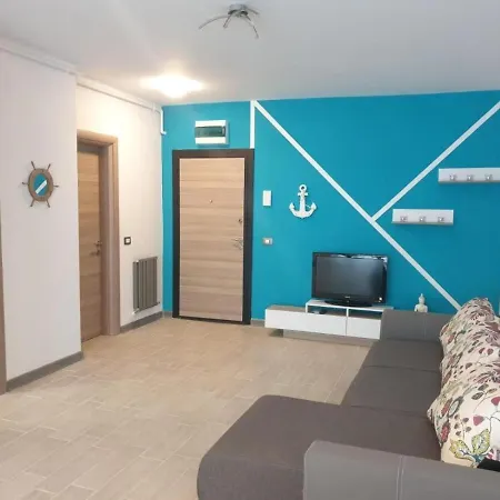 Deluxe Alezzi Pool & 4*
